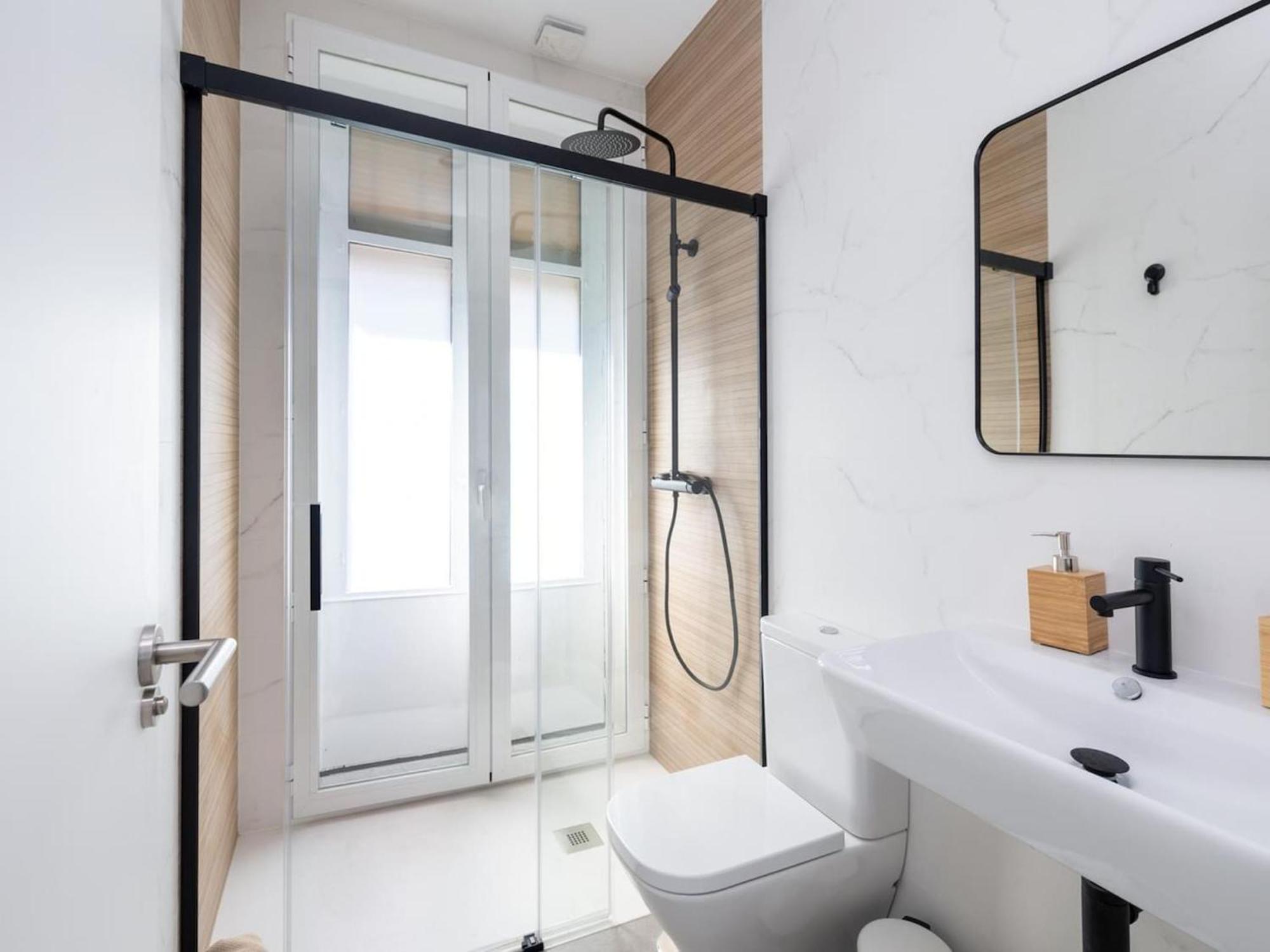 Bright And Elegant Gran Via Apartments Granada Ngoại thất bức ảnh