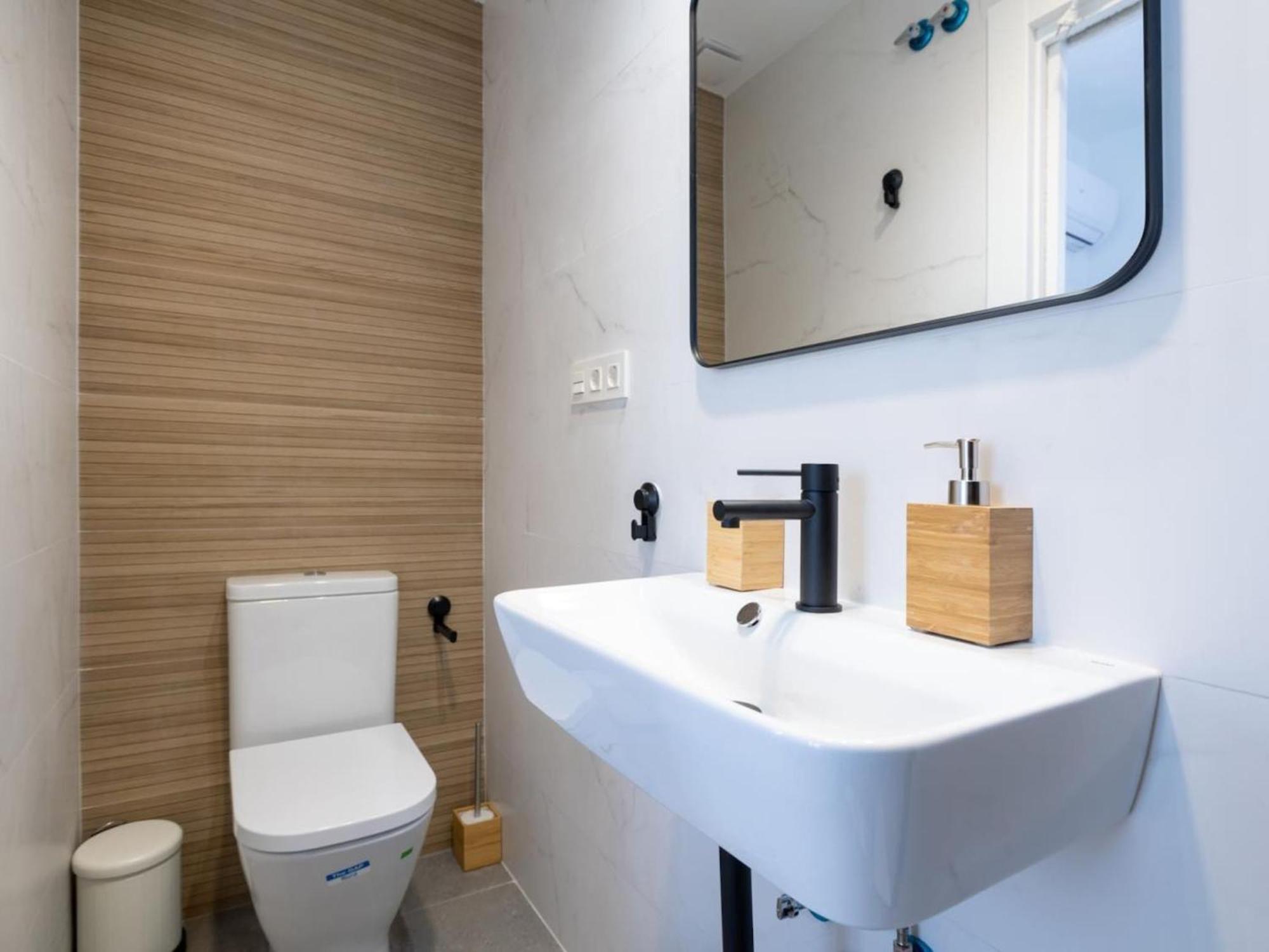 Bright And Elegant Gran Via Apartments Granada Ngoại thất bức ảnh