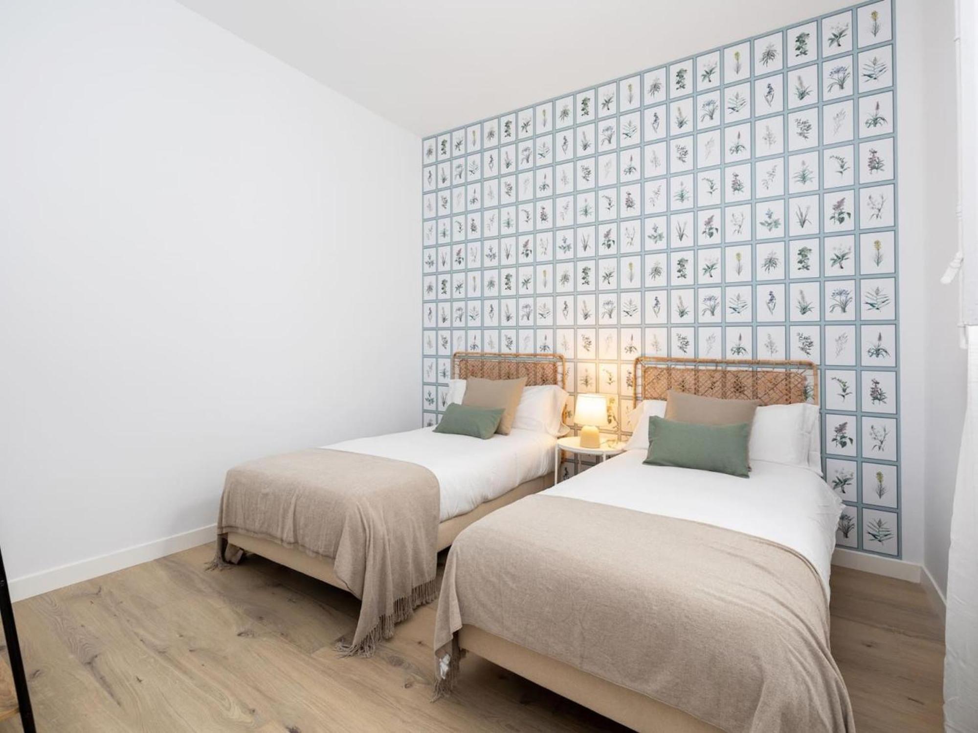 Bright And Elegant Gran Via Apartments Granada Ngoại thất bức ảnh