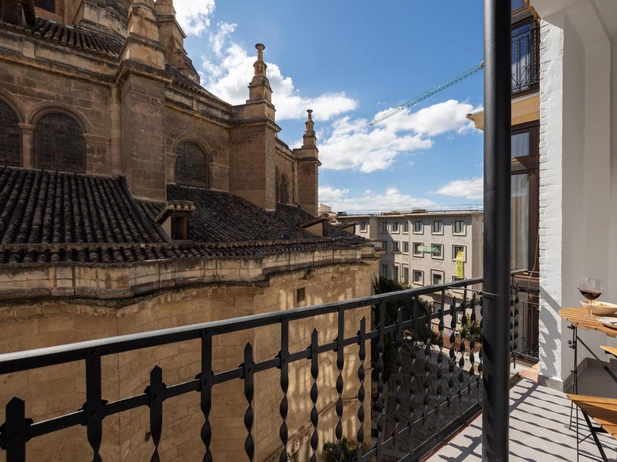 Bright And Elegant Gran Via Apartments Granada Ngoại thất bức ảnh